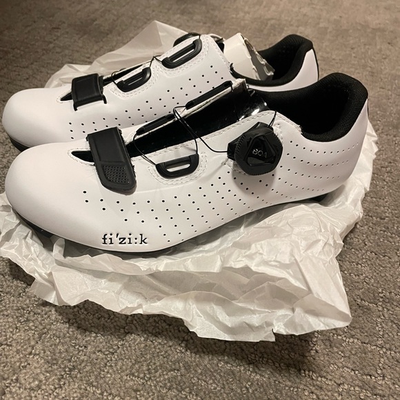 Fizik TEMPO OVERCURVE R5 Cycling Cleats (New) - Picture 2 of 4
